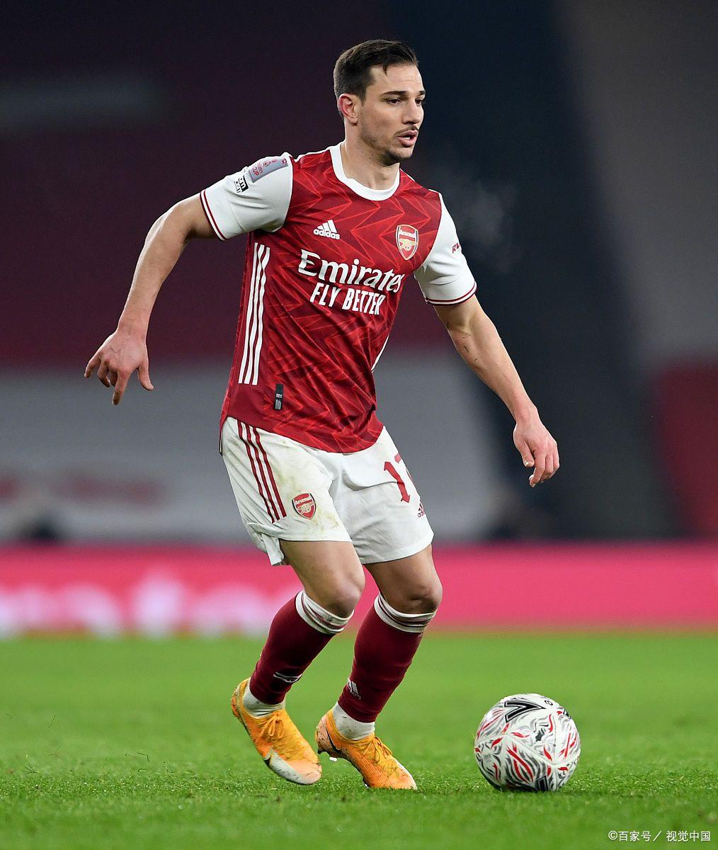 埃因霍温完成体检勒沃库森围绕荷甲队长鼓劲，阿贾克斯防线松动备战足总杯瞬间刷屏的简单介绍